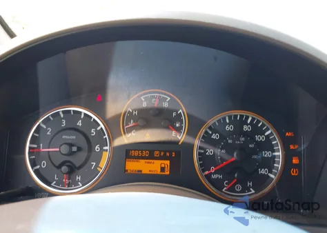 2010 Nissan Titan Se z USA, uszkodzony, nr VIN 1N6BA0ED4AN323907